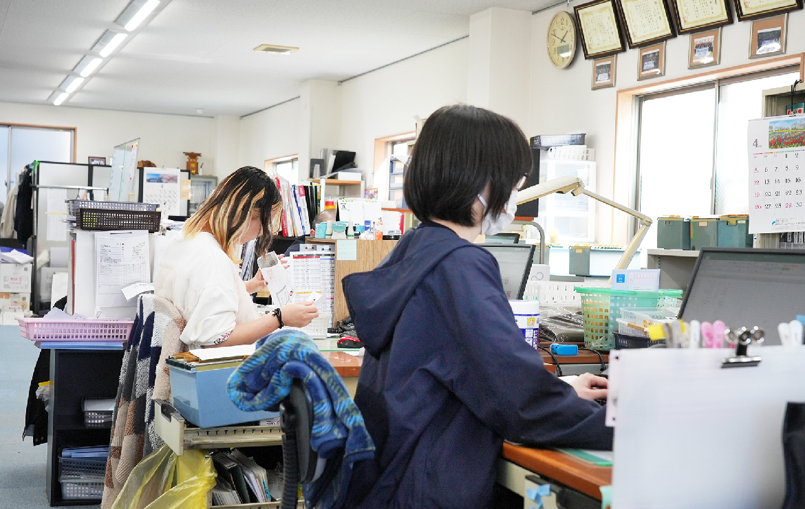 採用情報